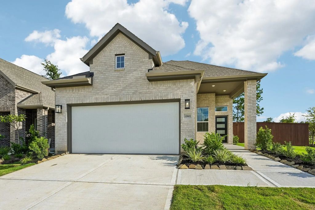 12802 Meadow Wind Way, Conroe