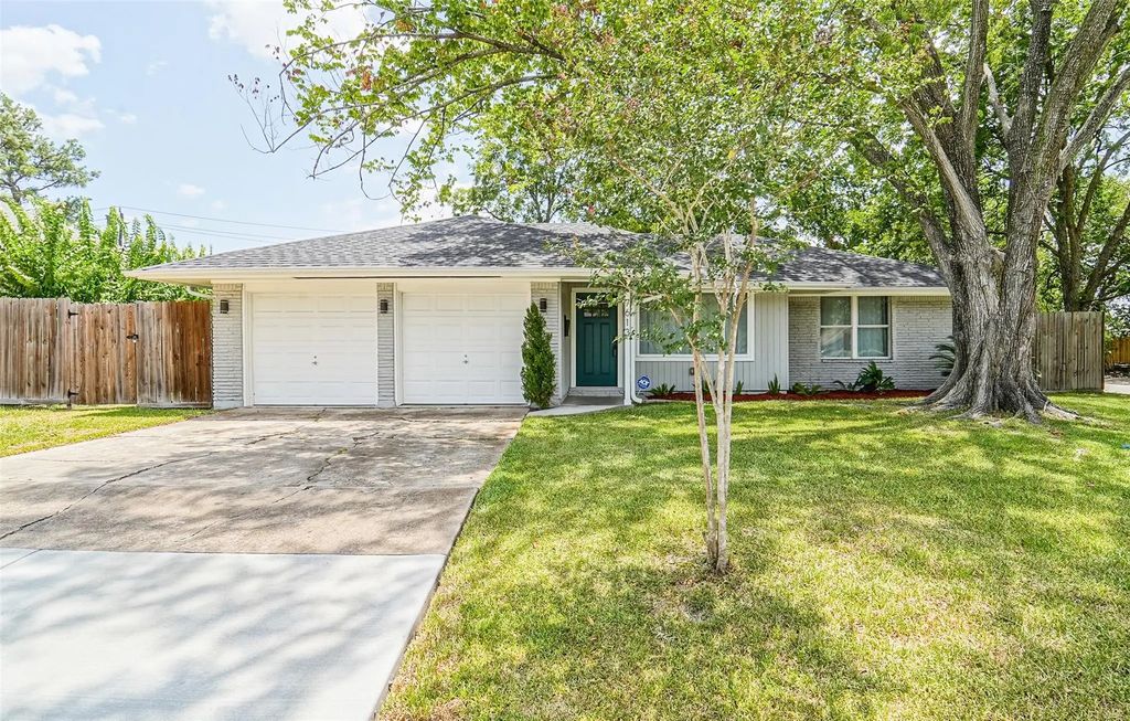 7613 Albacore Drive, Houston