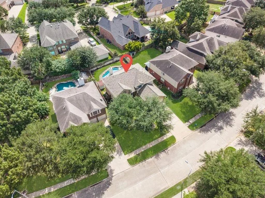 17626 W Copper Lakes Drive, Houston