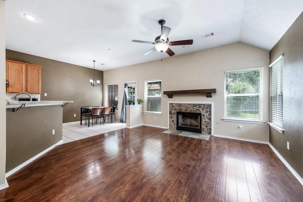 6210 Newbury Drive, Katy