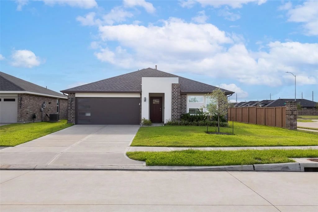 3702 Sparkman Lane, Fulshear