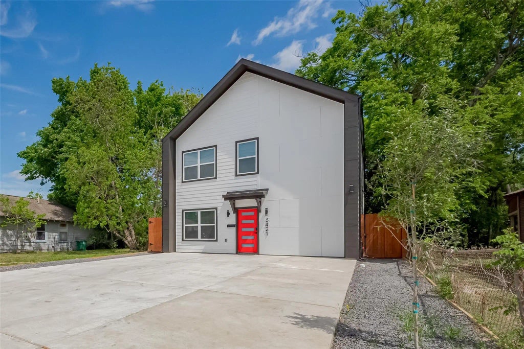 3421 Simmons Street, Houston