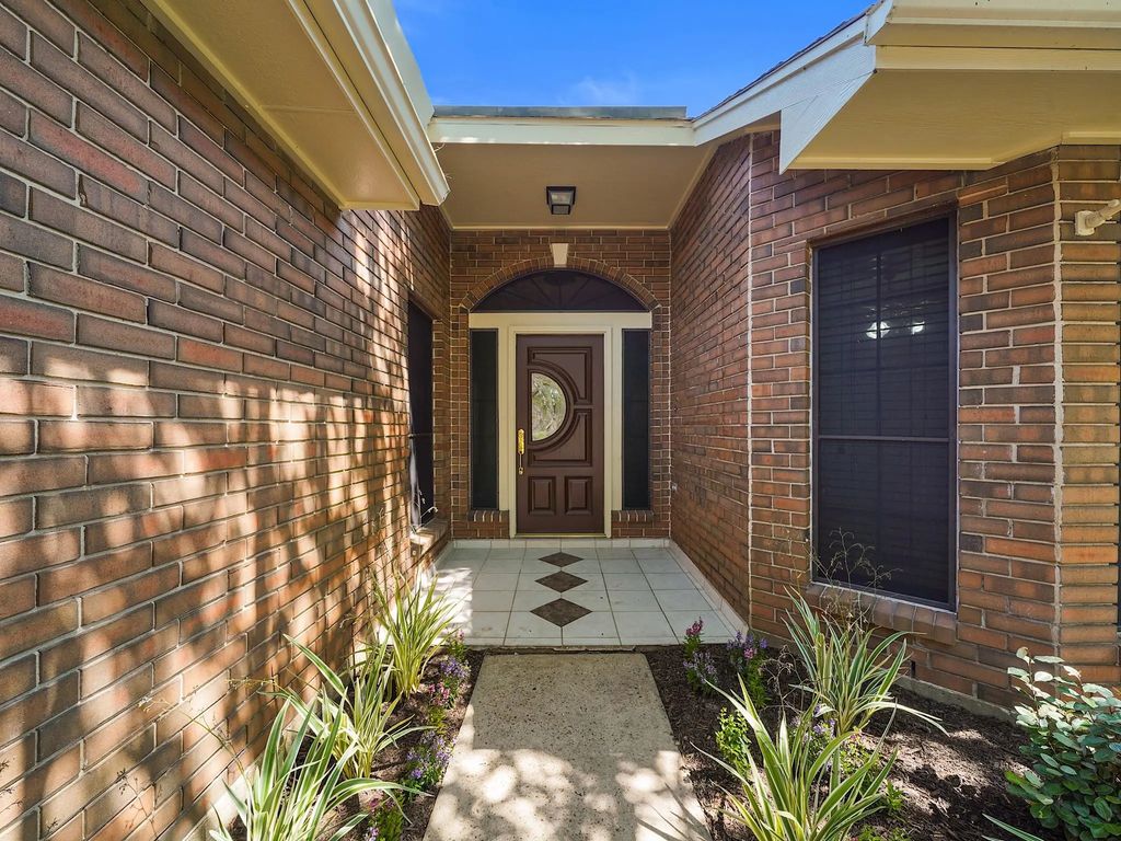 2711 N Peach Hollow Circle, Pearland