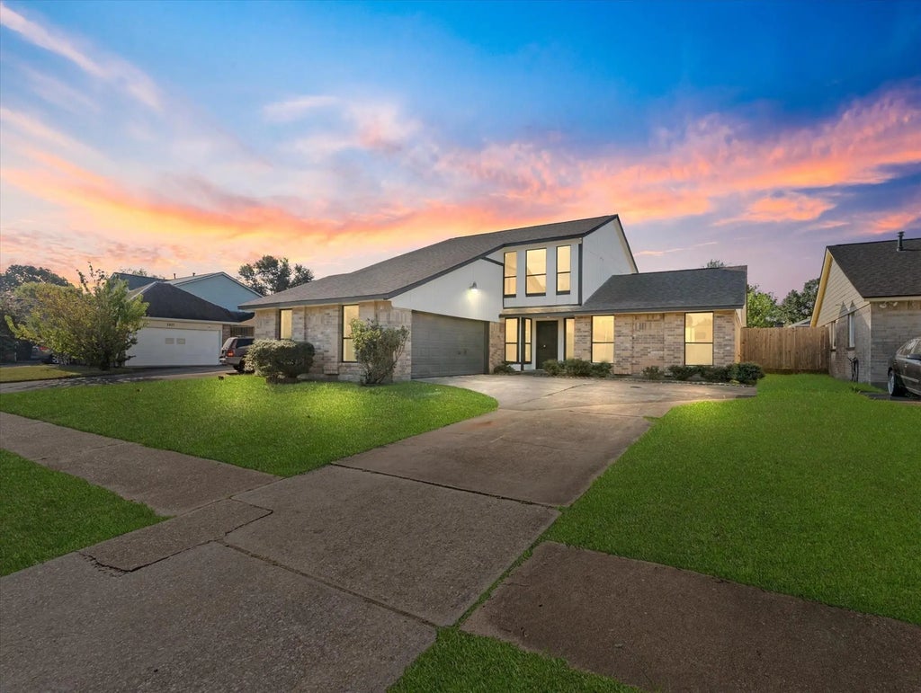 5811 Fair Forest Drive, Houston