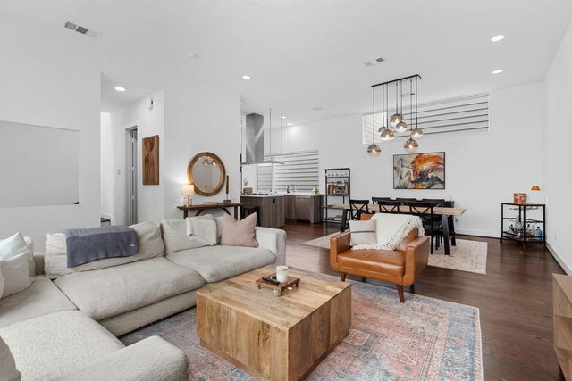 1159 W 18th Street, Houston