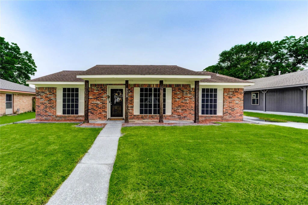 8510 Collingsdale Road, La Porte