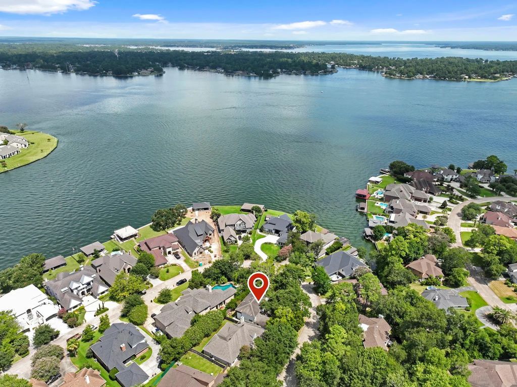 190 Dawns Edge Drive, Montgomery