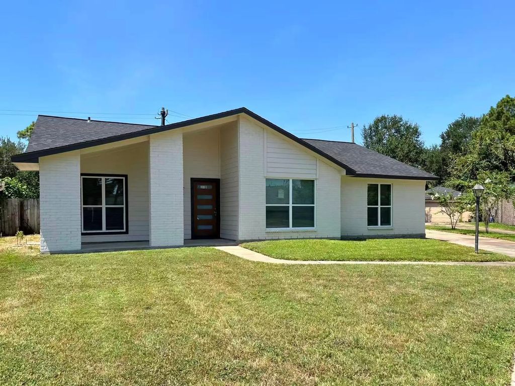 2910 Cherry Hills Drive, Missouri City
