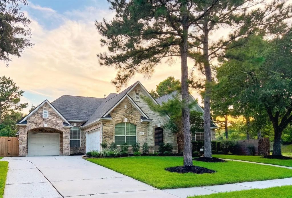 10327 Earlington Manor Drive, Spring
