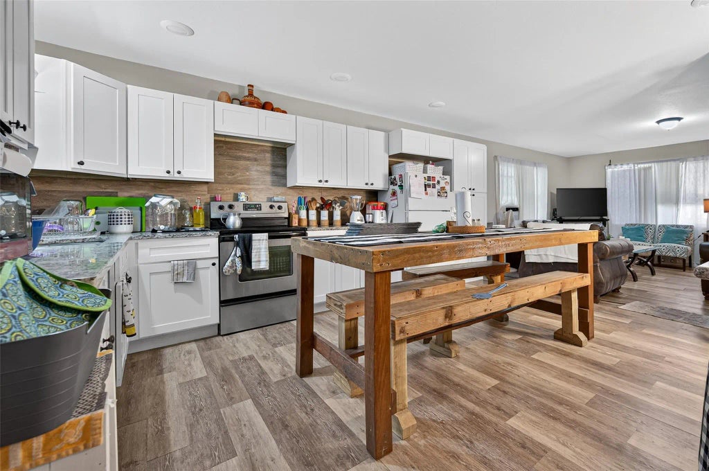 19636 Megan Street, Bedias