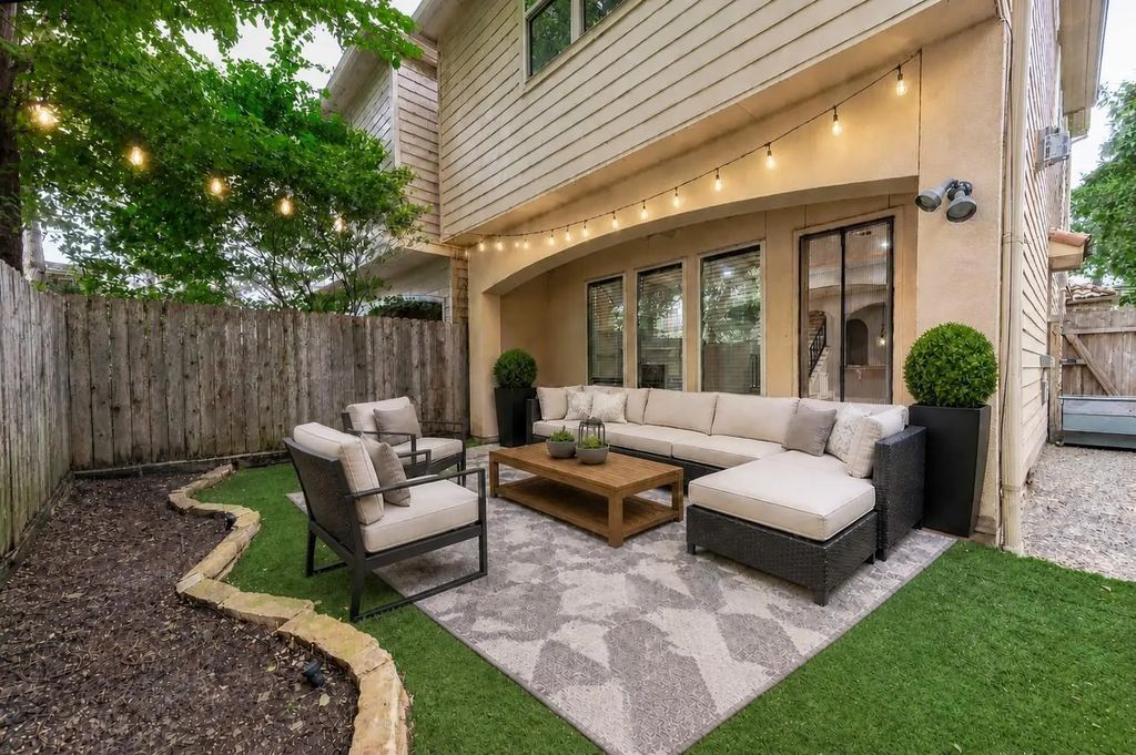 1215 Malone Street, Houston