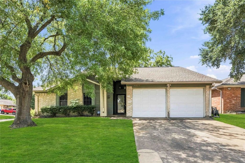 6623 Loch Bruceray Drive, Houston