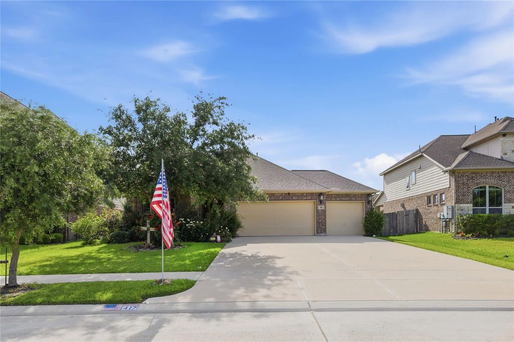 417 Westwood Drive, League City