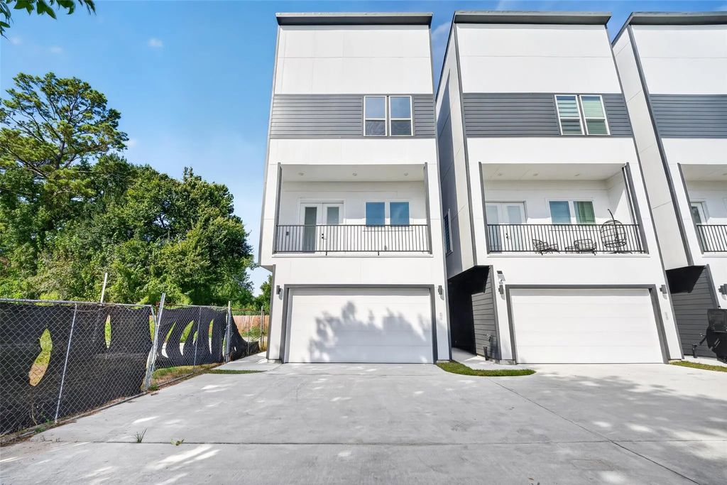 6621 Katarani Drive, Houston