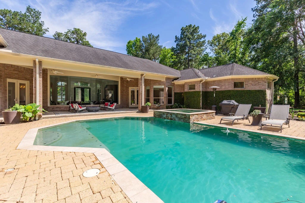 9318 Eagles Landing, Magnolia