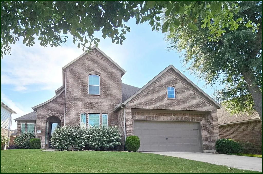 104 Forest Bend Court, Clute