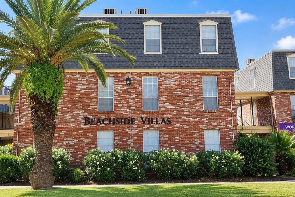 217 Church Street 207, Galveston