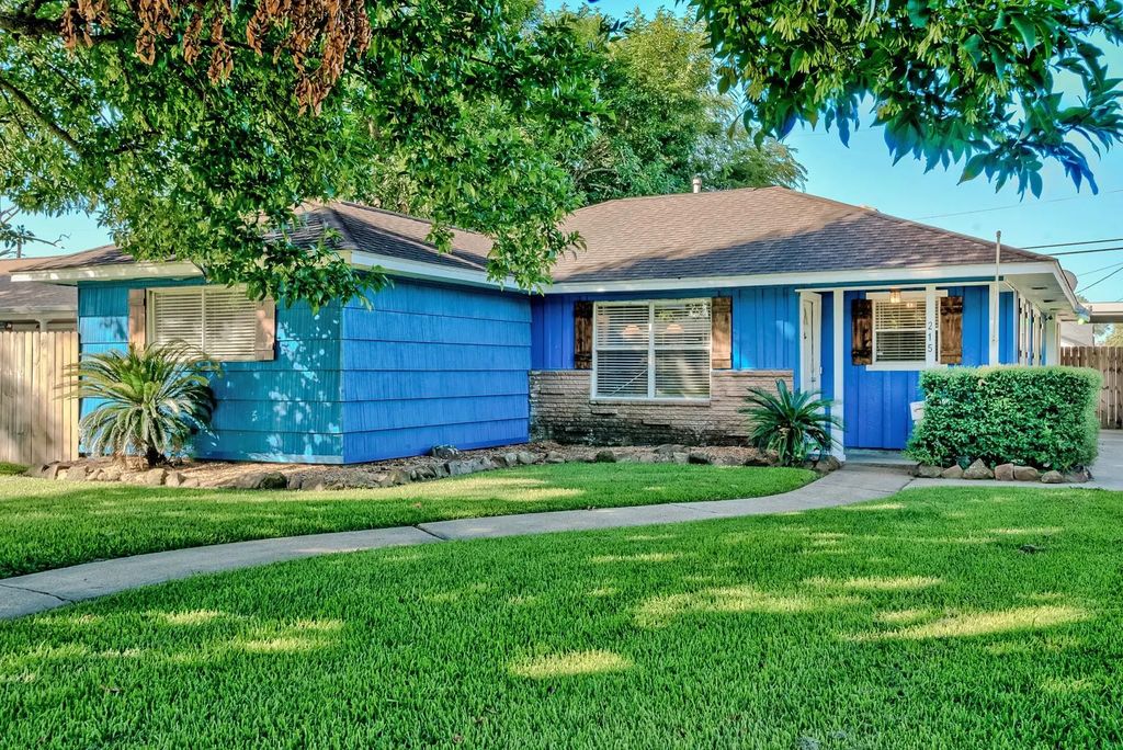 215 N 34th Street, Nederland