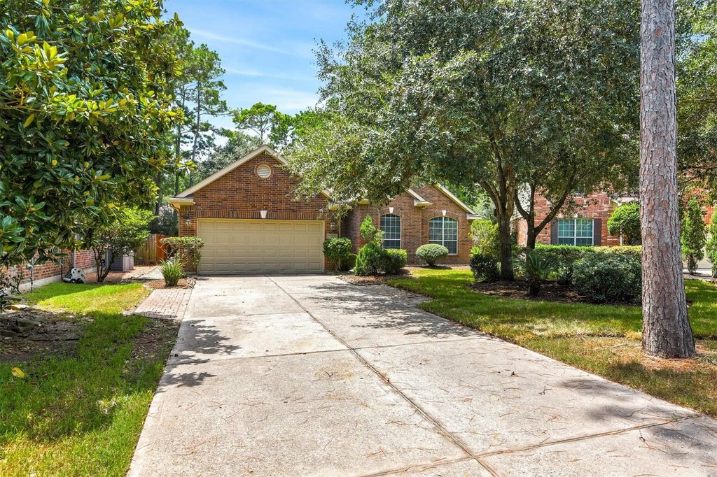7 Caelin Court, The Woodlands