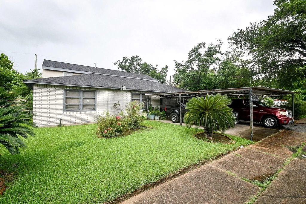 5942 Pershing Street, Houston