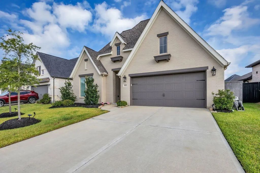 19322 Seabiscuit Stable Trl, Tomball