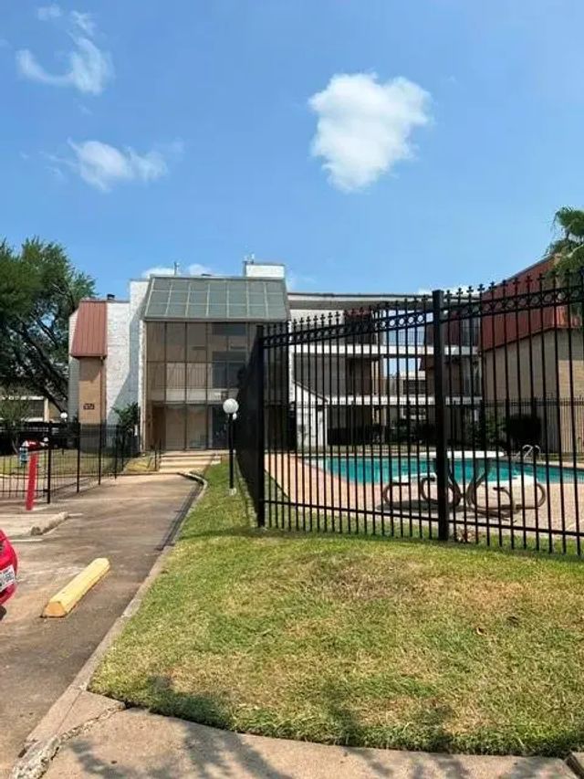 10110 Forum West Drive 422, Houston
