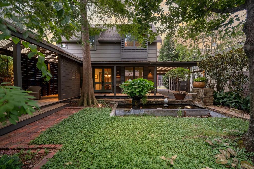 831 Cortlandt Street A, Houston