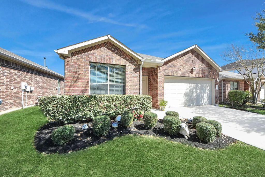 5810 Camelia Evergreen Lane, Richmond