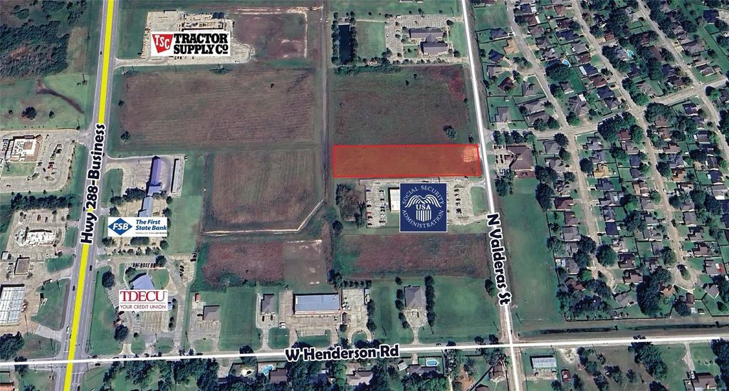 2927 N Valderas Street, Angleton