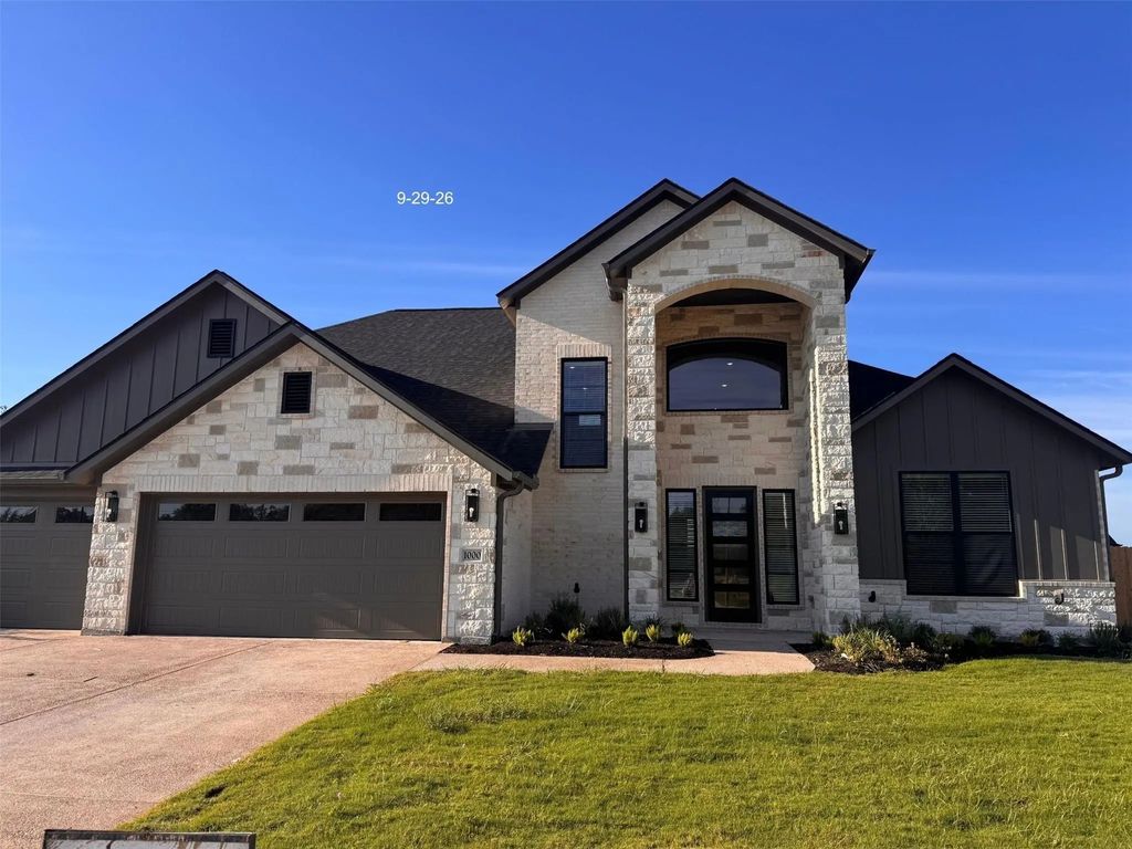 1000 Calaveras Court, College Station