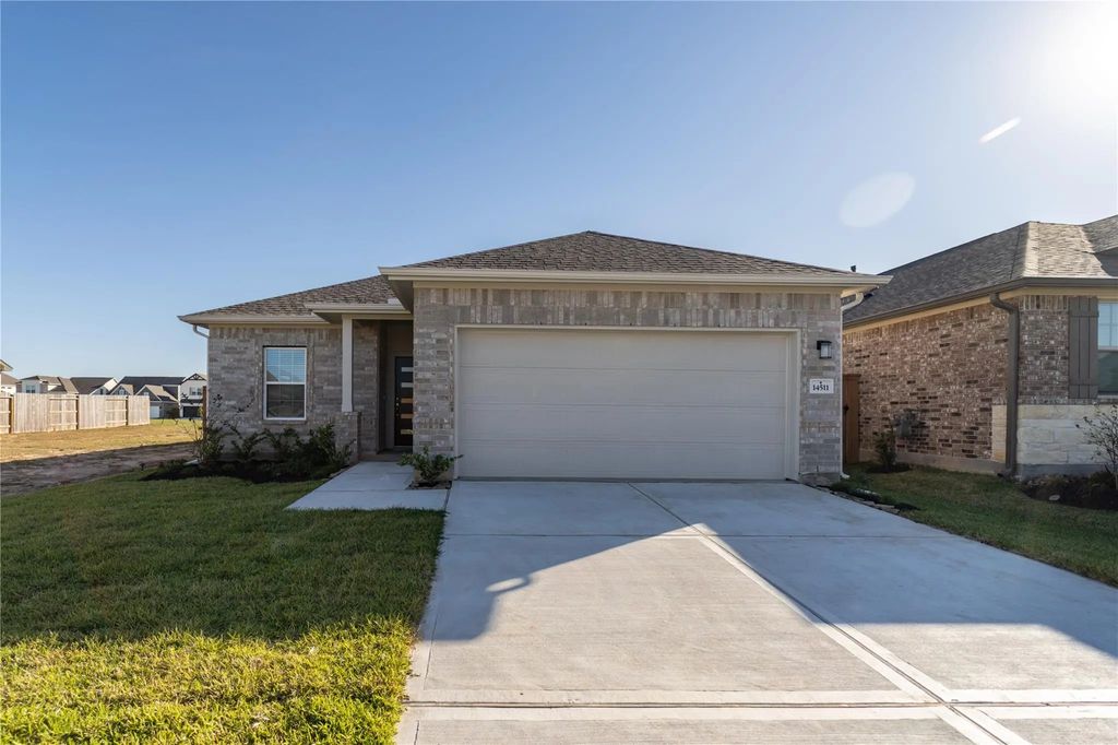 14511 Lunan Drive, Texas City