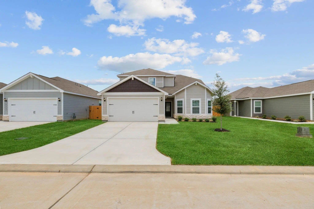 10377 Red Cardinal Drive, Cleveland