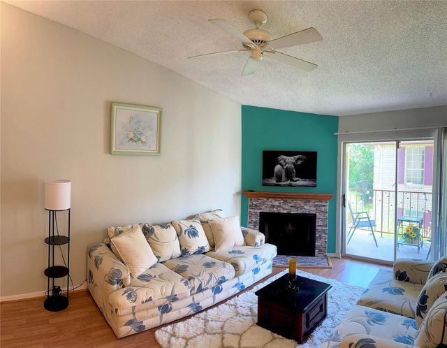 2120 El Paseo Street 310, Houston