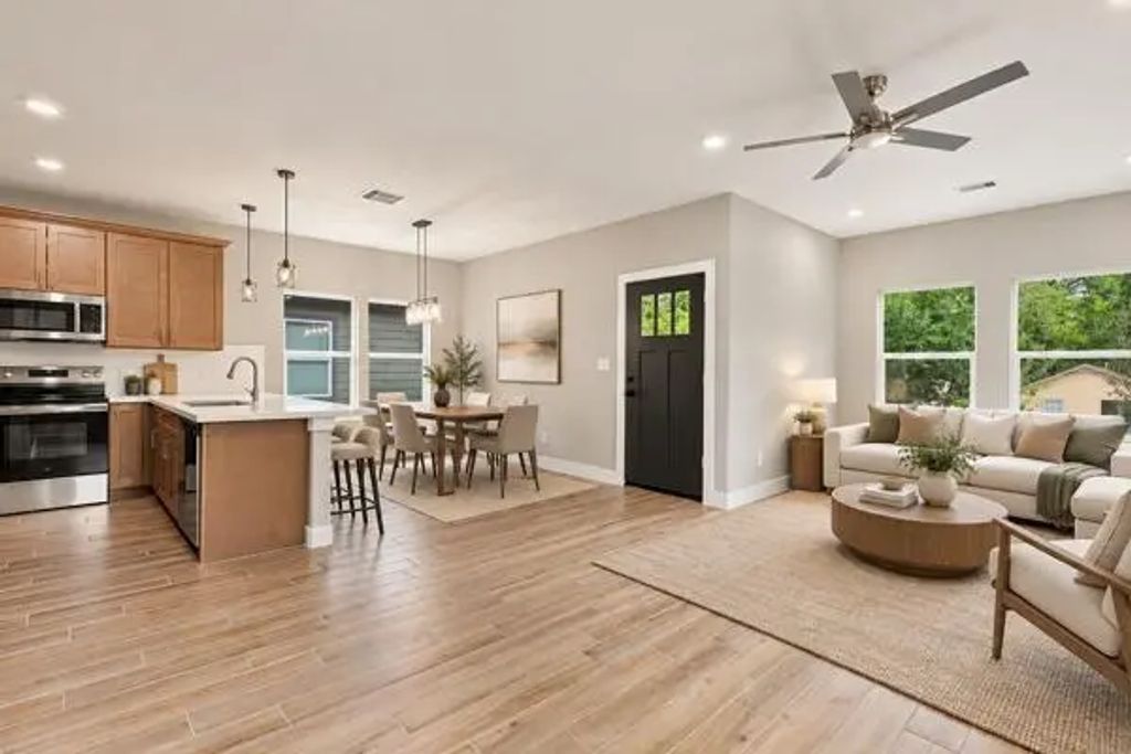 2518 Lucky Street, Houston