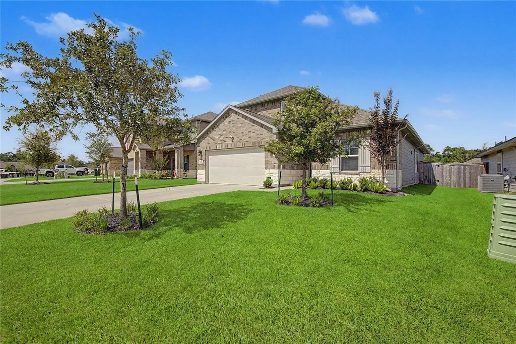 1526 King Ranch Road, Conroe