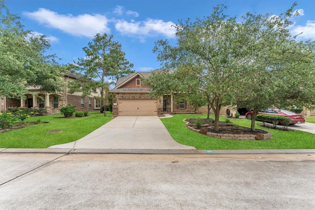 255 New Harmony Trail, Spring