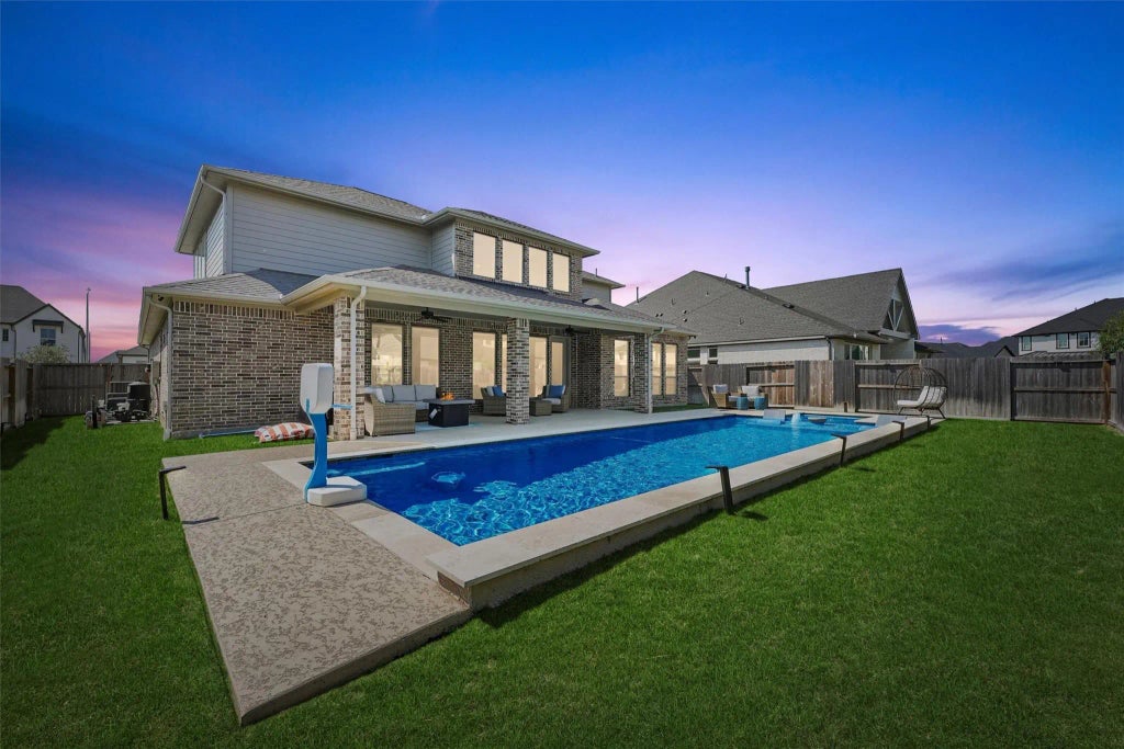 5722 Logan Ridge Lane, Fulshear