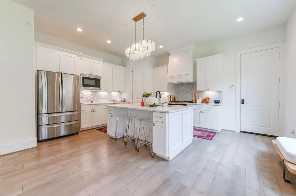 5233 Darling Street, Houston