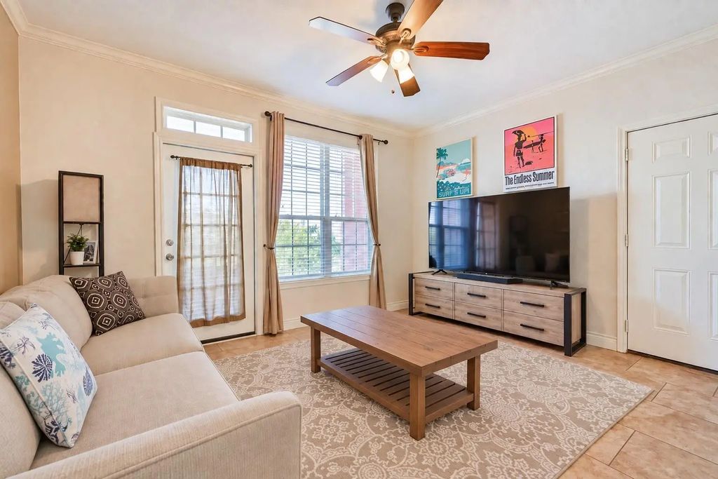 7000 Seawall Boulevard 112, Galveston