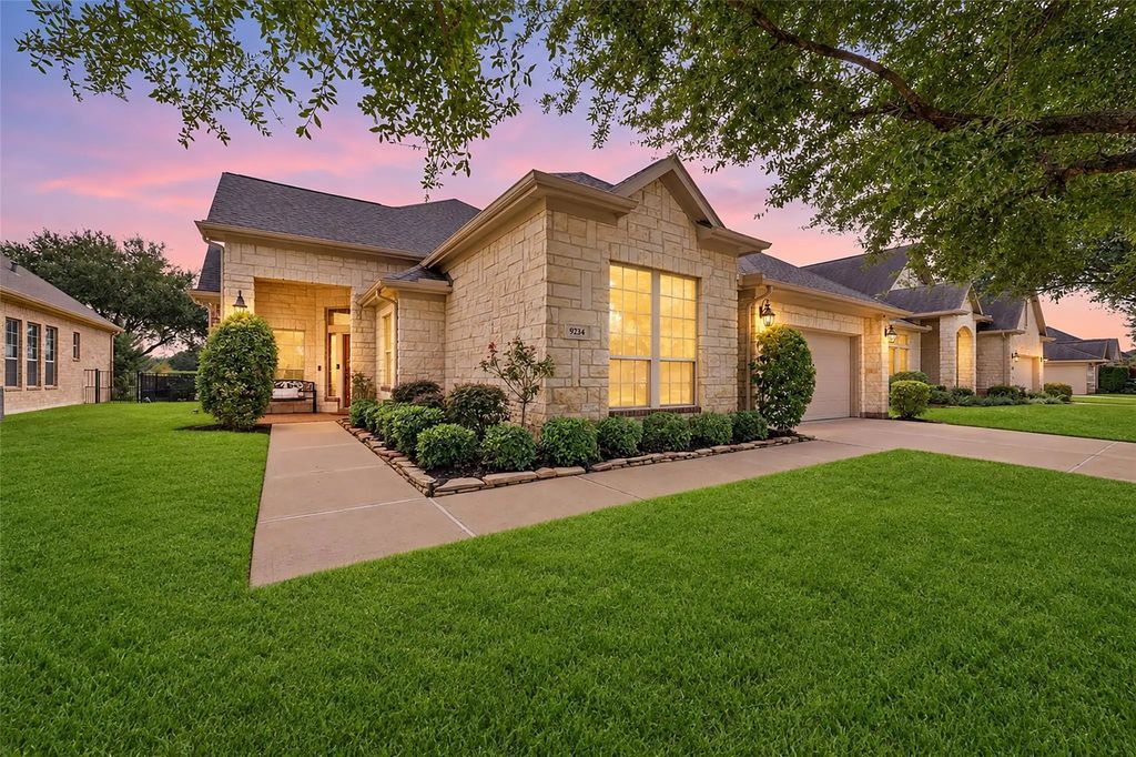 9234 E Canyon Lake Springs Drive, Cypress