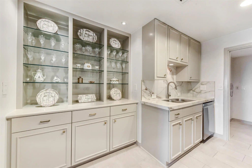 5100 San Felipe Street 164, Houston