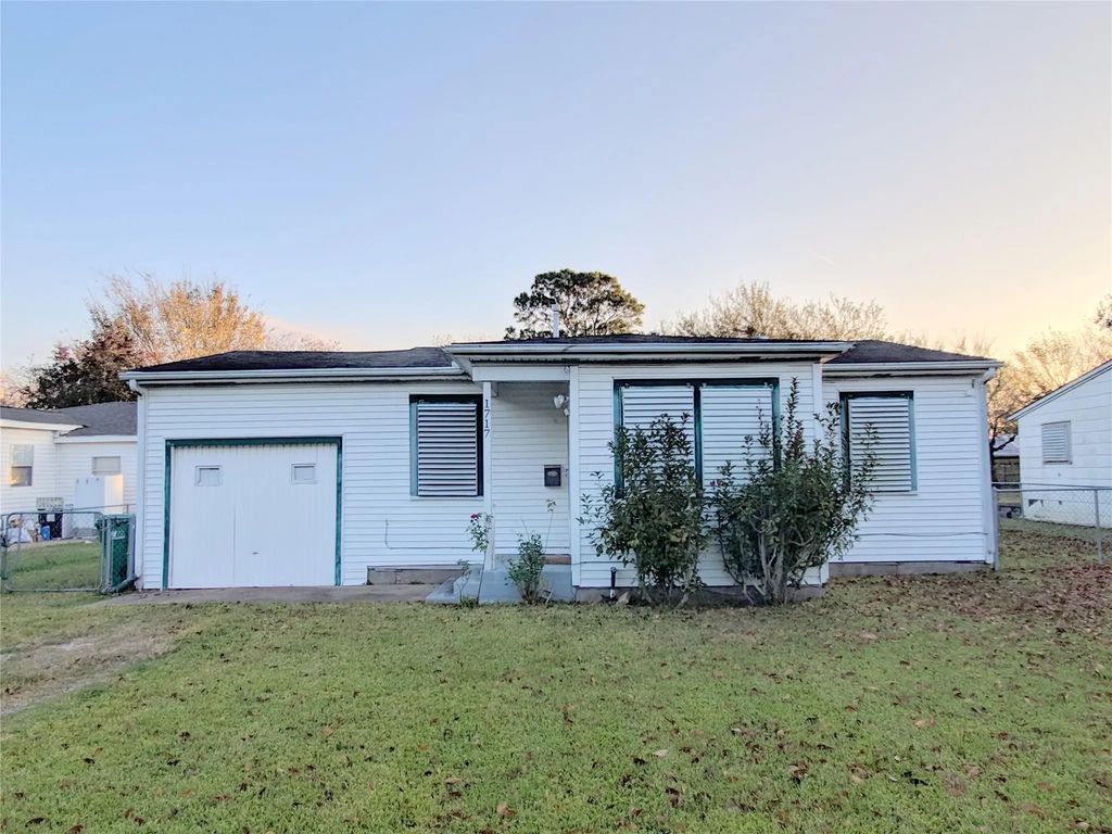 1717 Hawthorne Street, La Marque