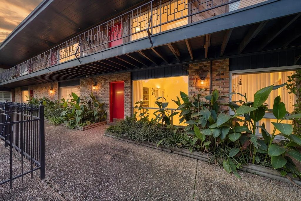 1849 Marshall Street 9, Houston