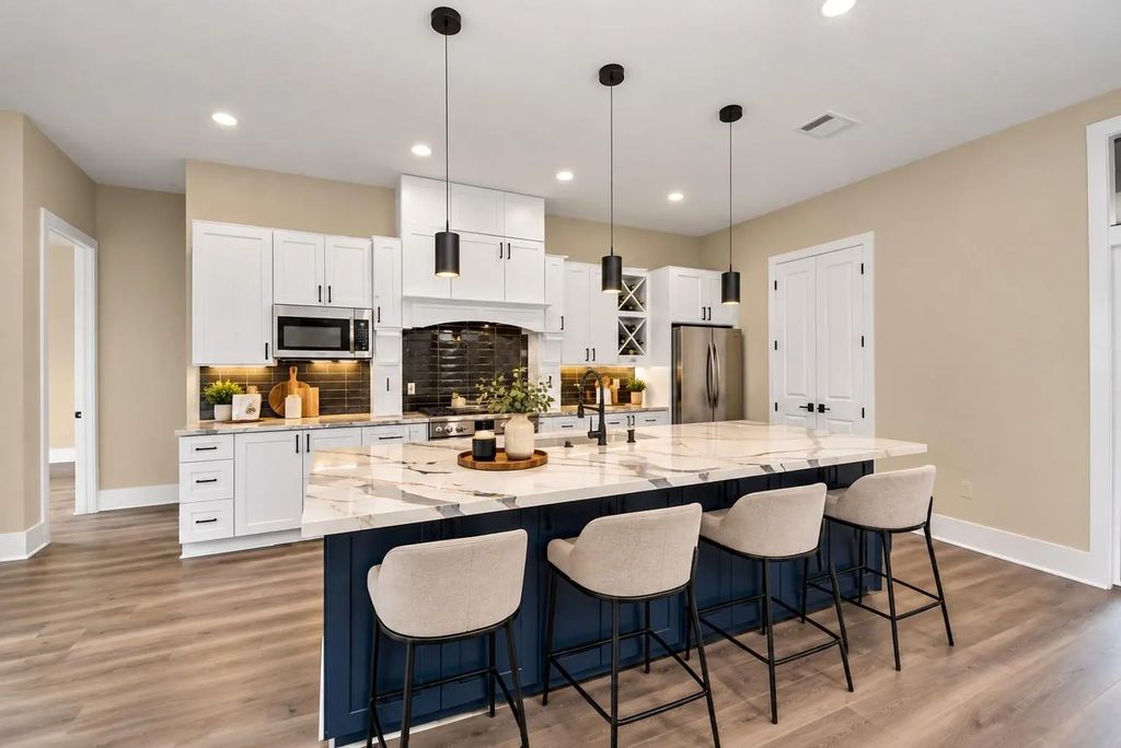 5806 Honey Grove Avenue, Arcola
