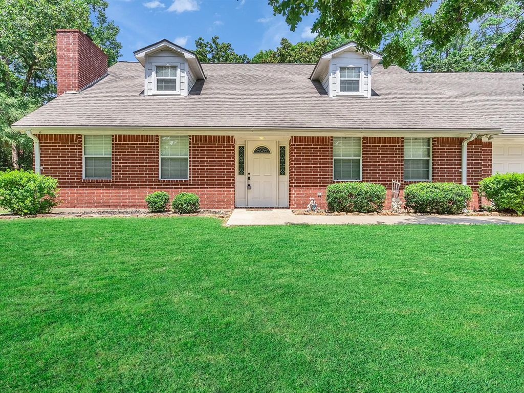 1928 Greentree Drive, Huntsville