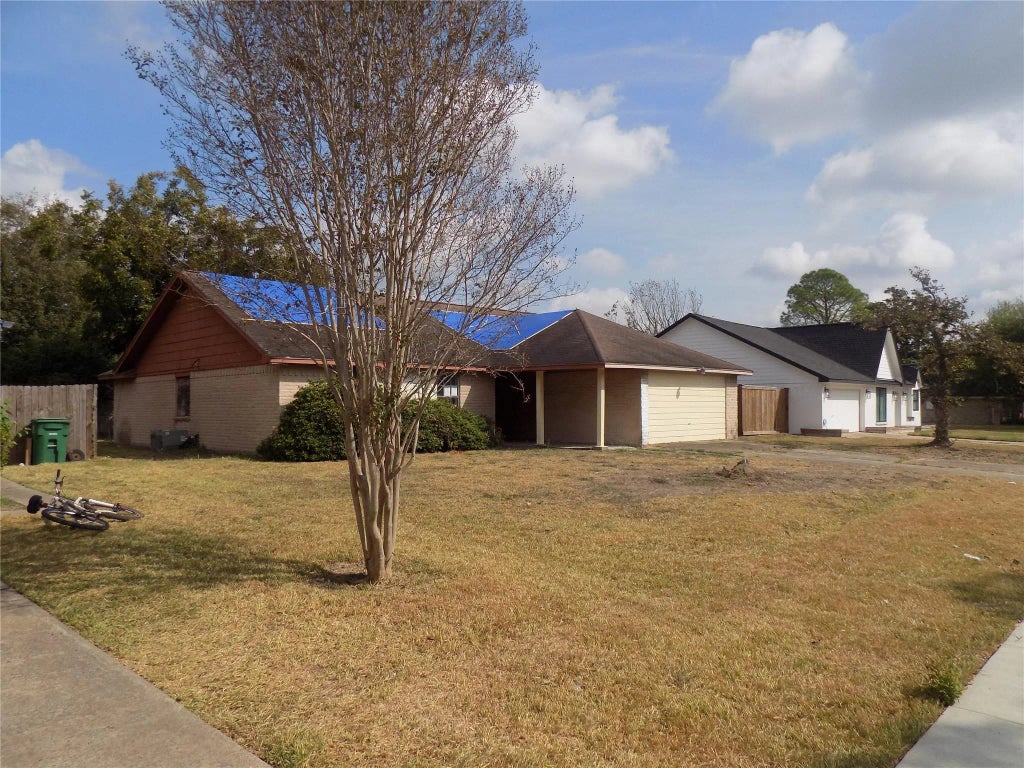 7406 W Fuqua Drive, Houston