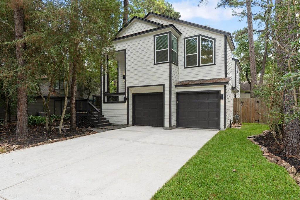 30 Shallow Pond Place, Spring