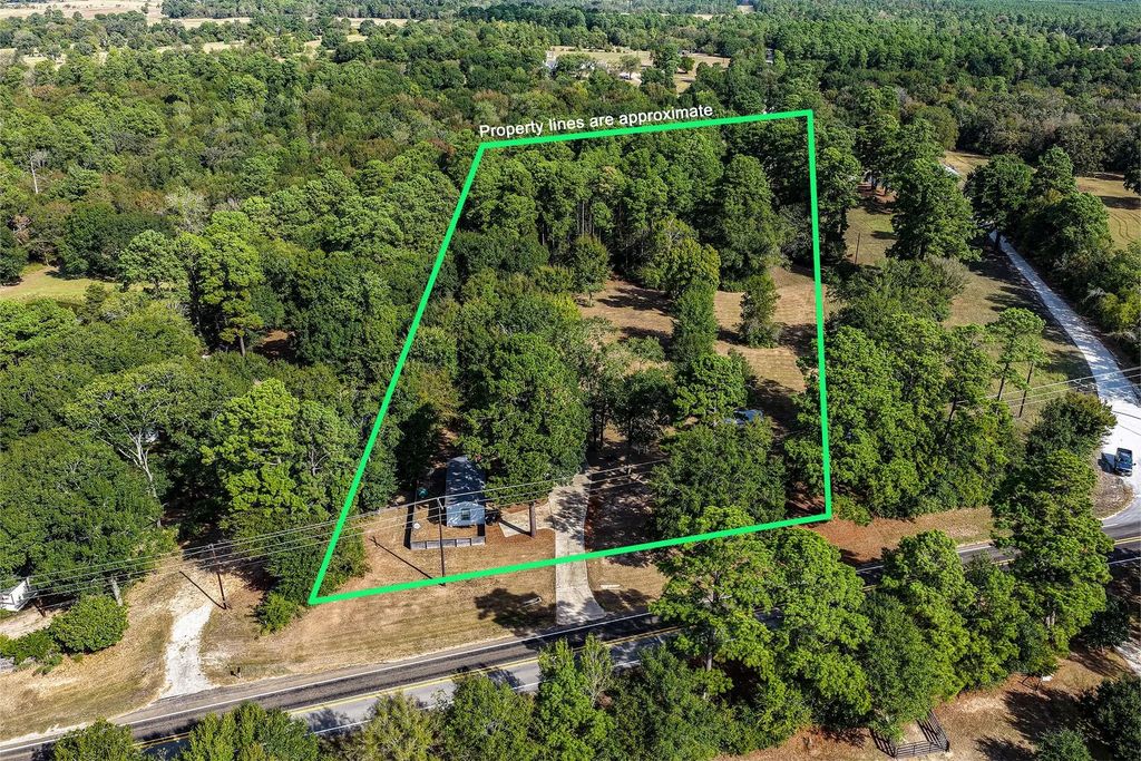 1376 Fm 1791 Road, Huntsville