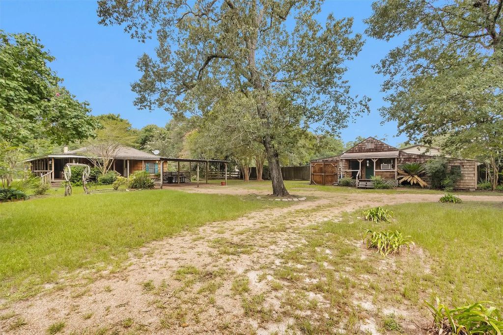 16014 Post Oak Road, Plantersville