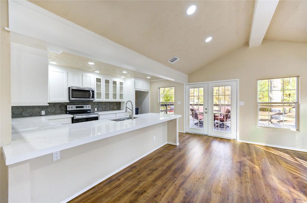 235 Michelle Lane, Trinity